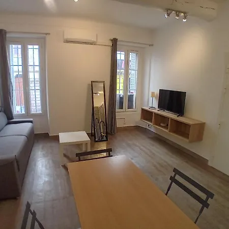 11 Rue Vauban アパート