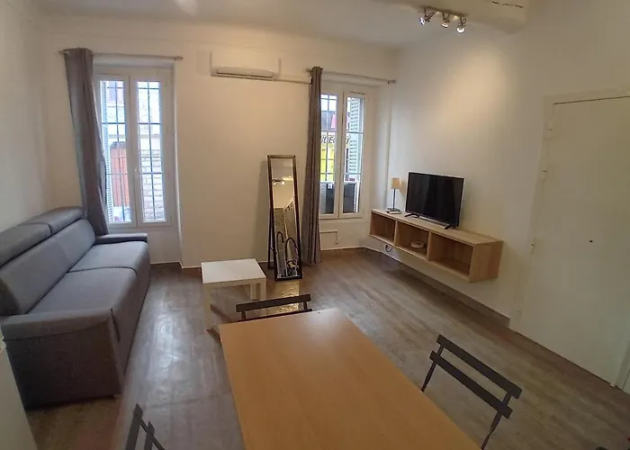 11 Rue Vauban Apartment